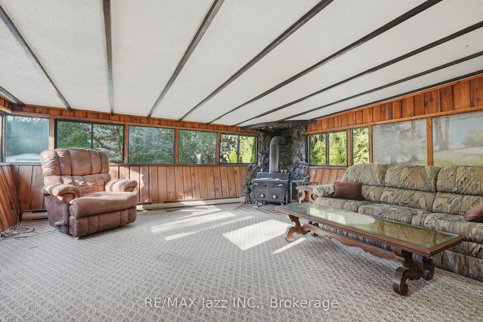 346 Conlin Road E