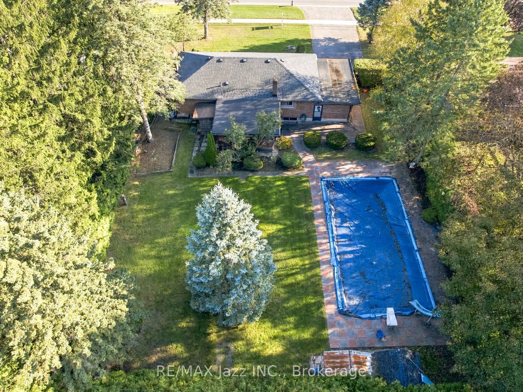 346 Conlin Road E