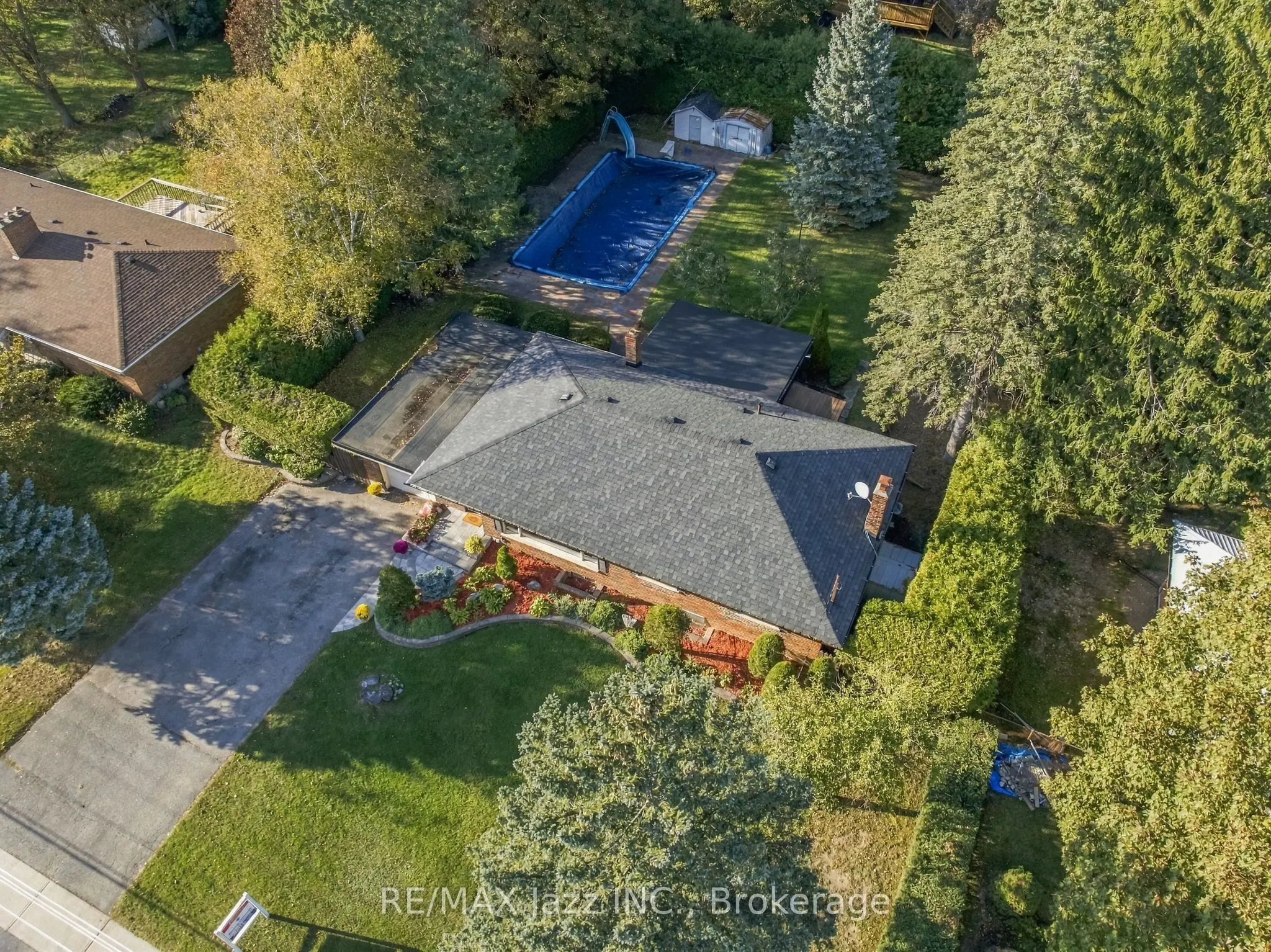 346 Conlin Road E