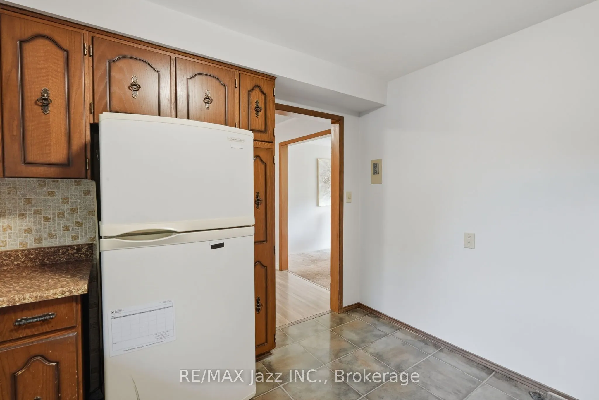 346 Conlin Road E
