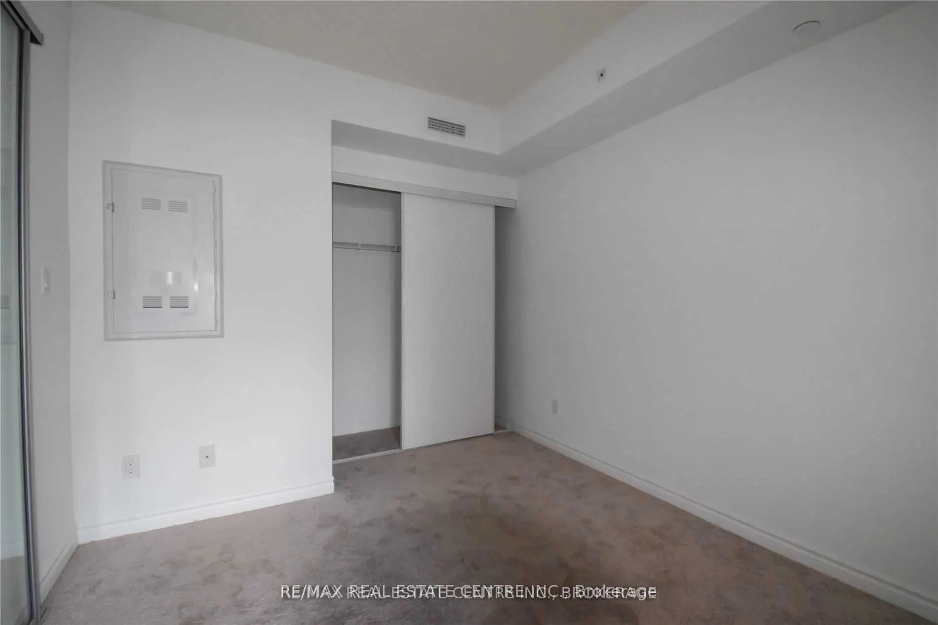 1 Falaise Road #208