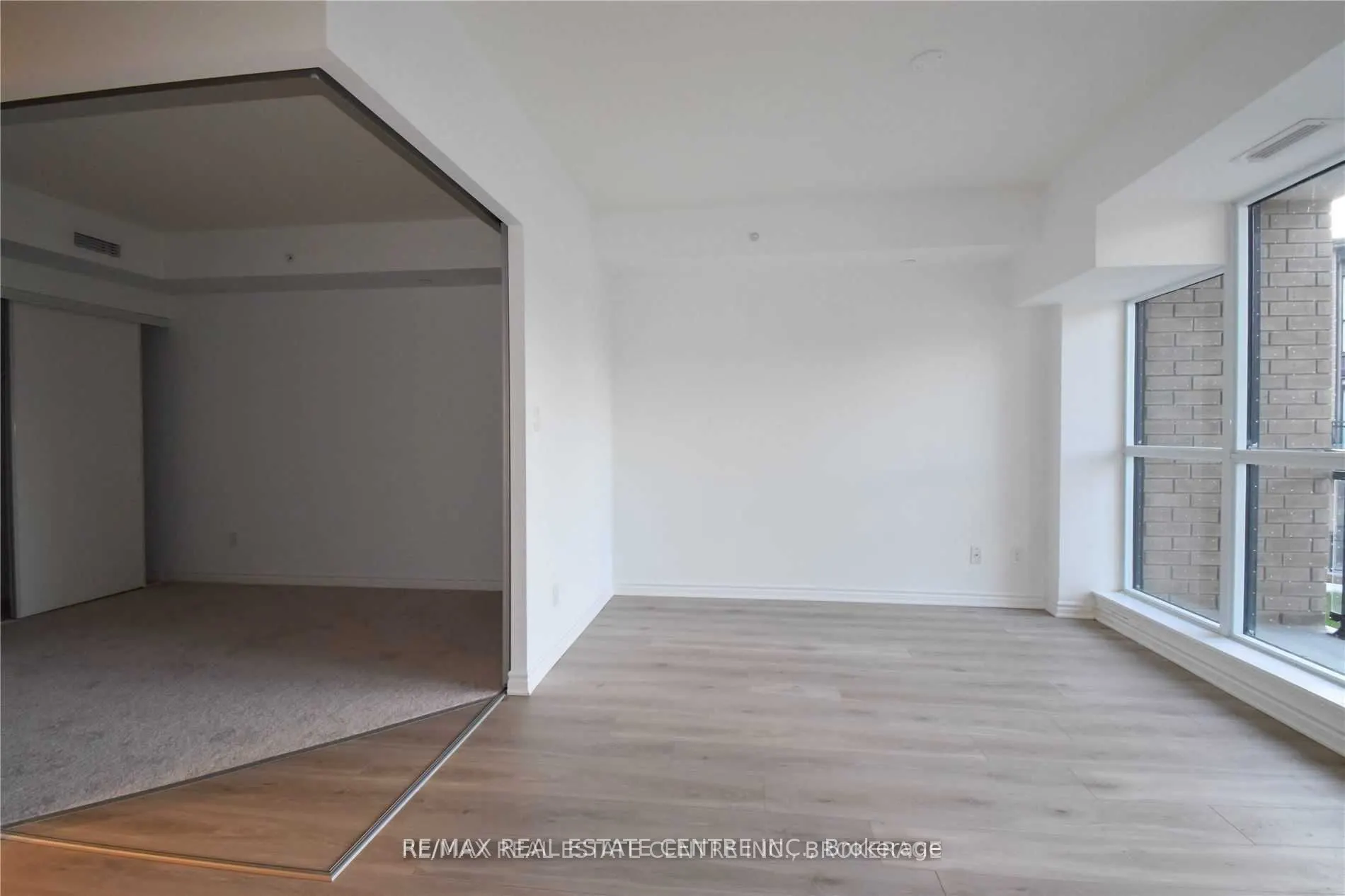 1 Falaise Road #208