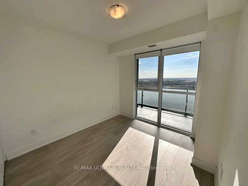 2545 Simcoe Street N #2710