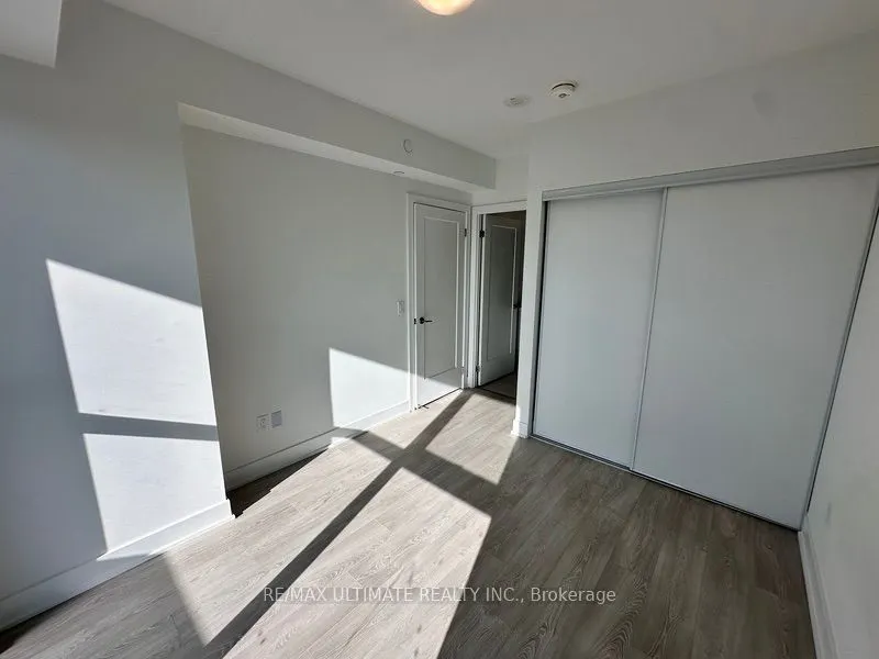 2545 Simcoe Street N #2710