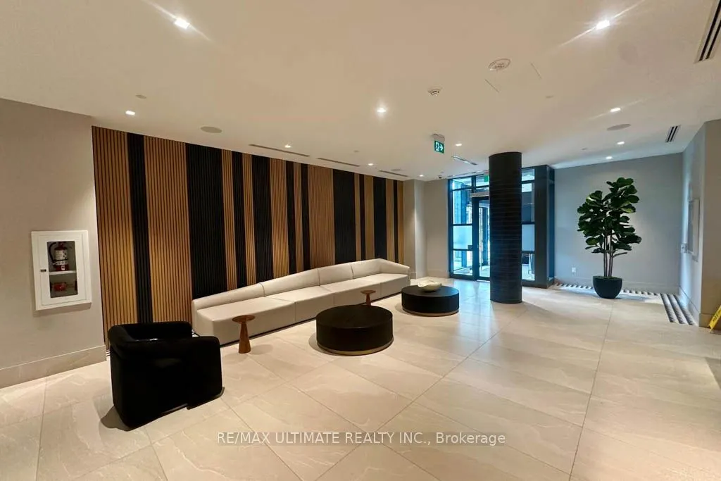 2545 Simcoe Street N #2710