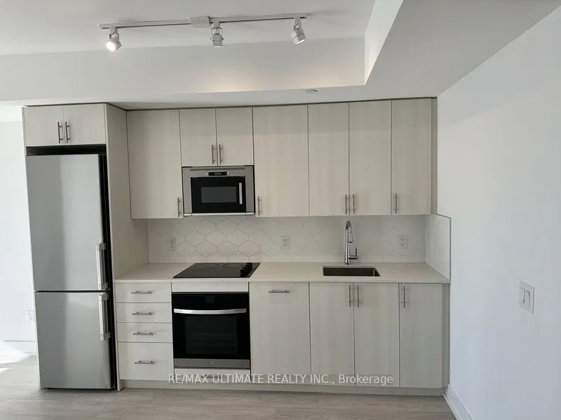 2545 Simcoe Street N #2710