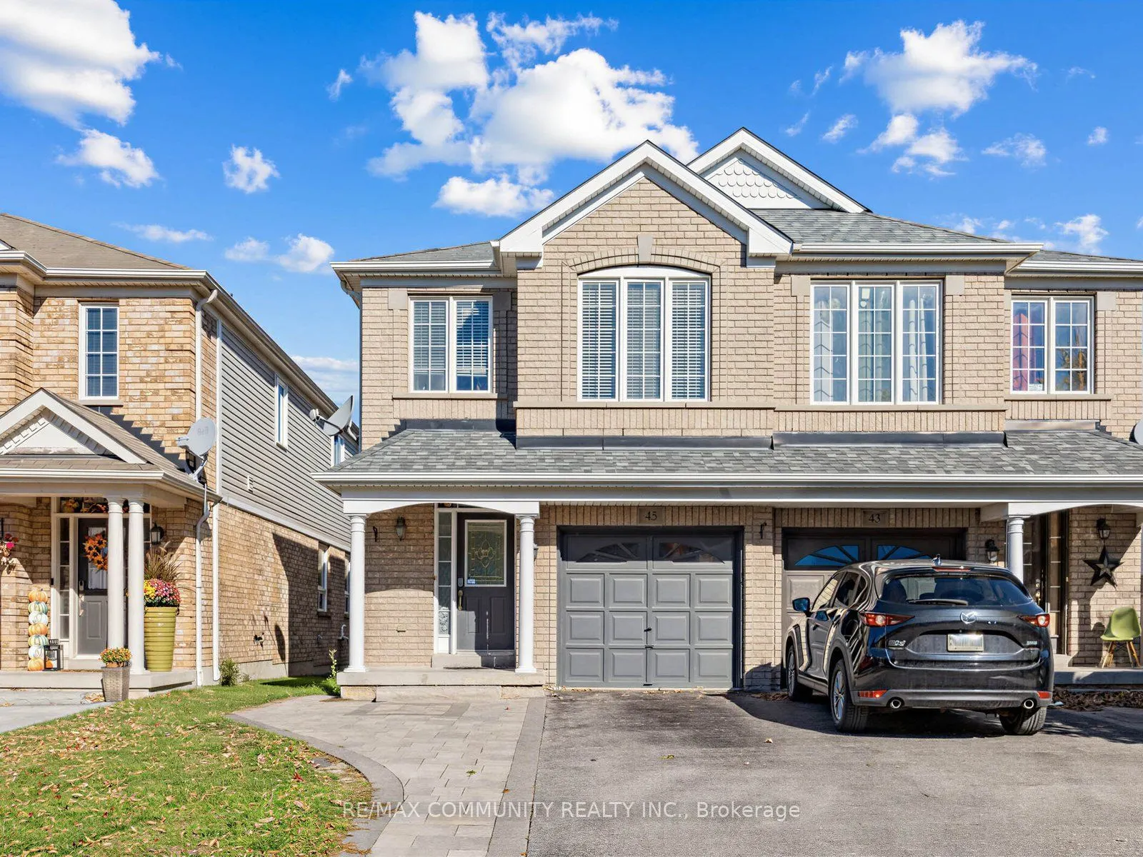 45 Tozer Crescent