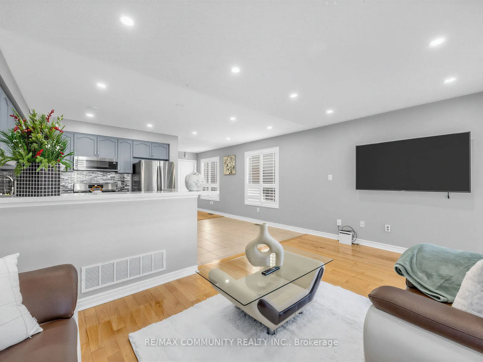 45 Tozer Crescent