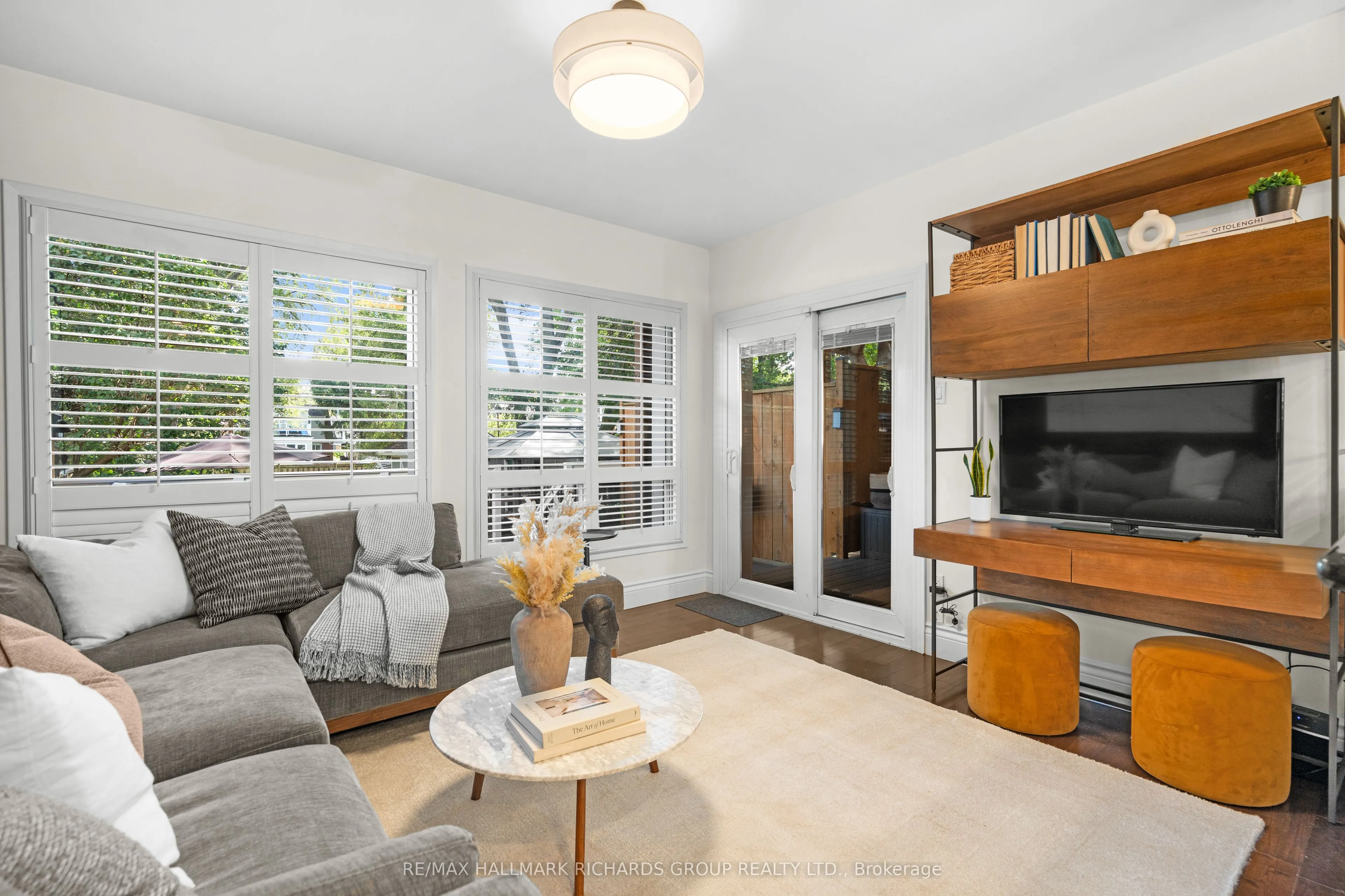 3 Phenix Drive