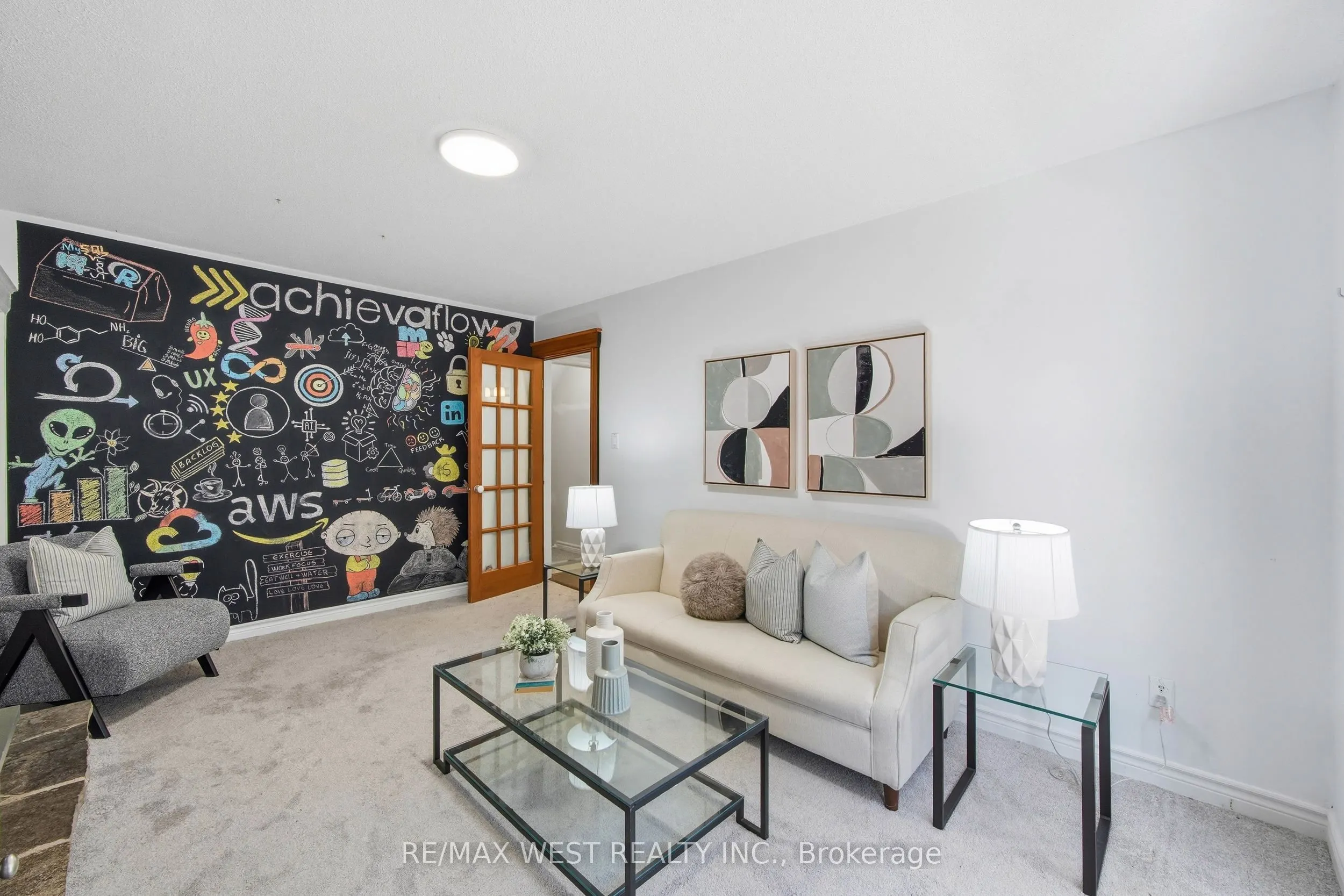 441 Paddington Crescent