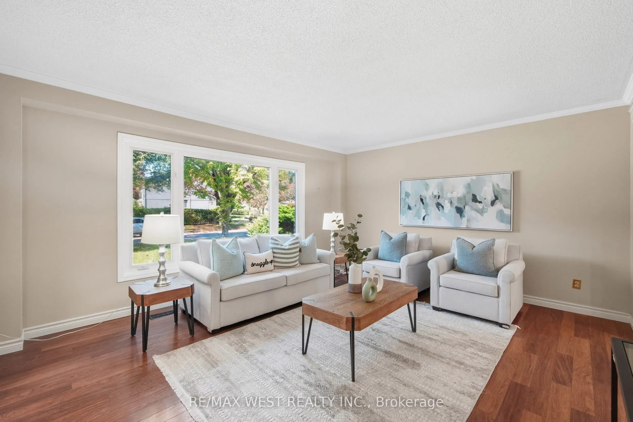 441 Paddington Crescent