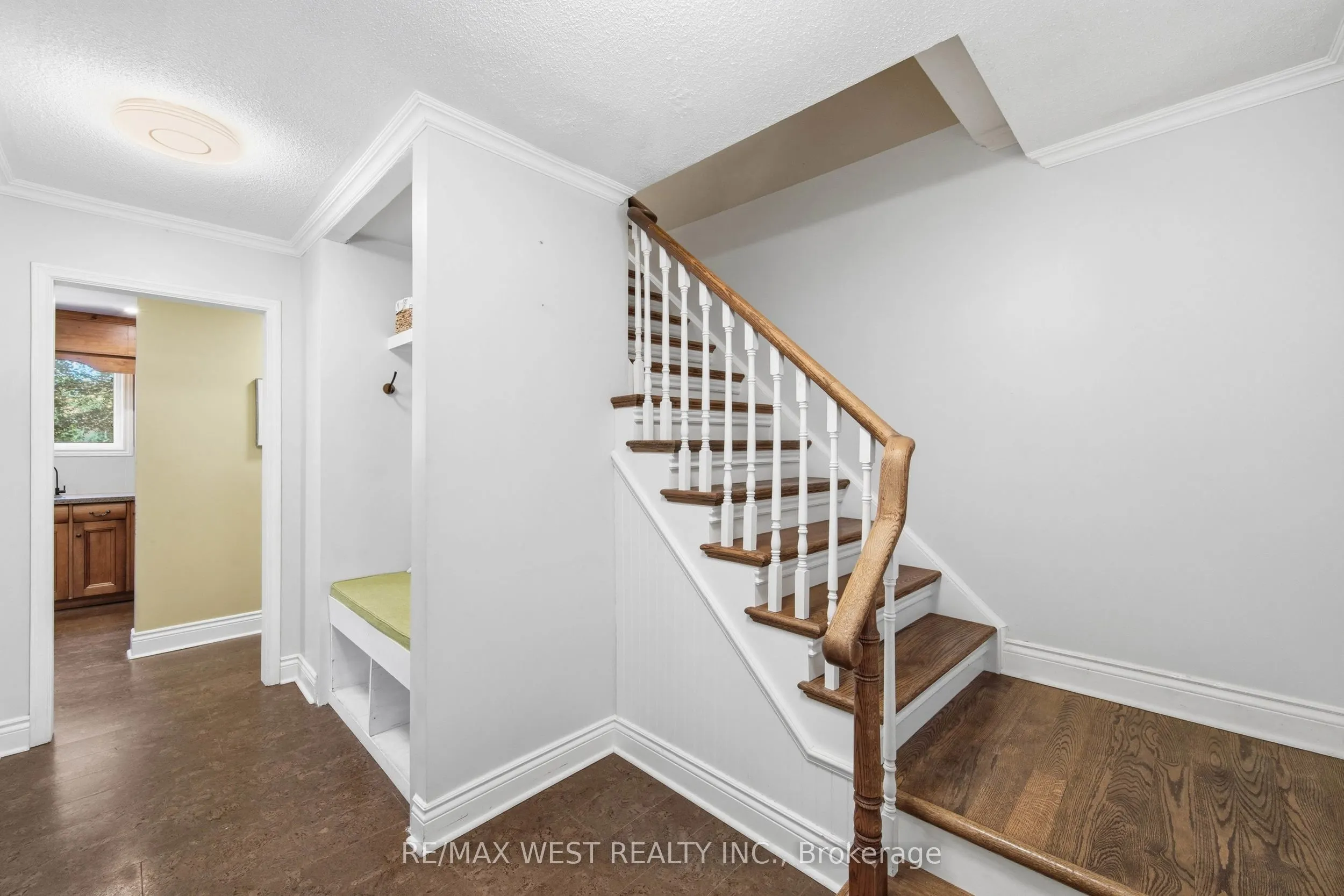 441 Paddington Crescent