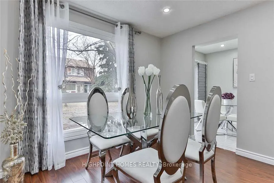 50 Verne Crescent #49