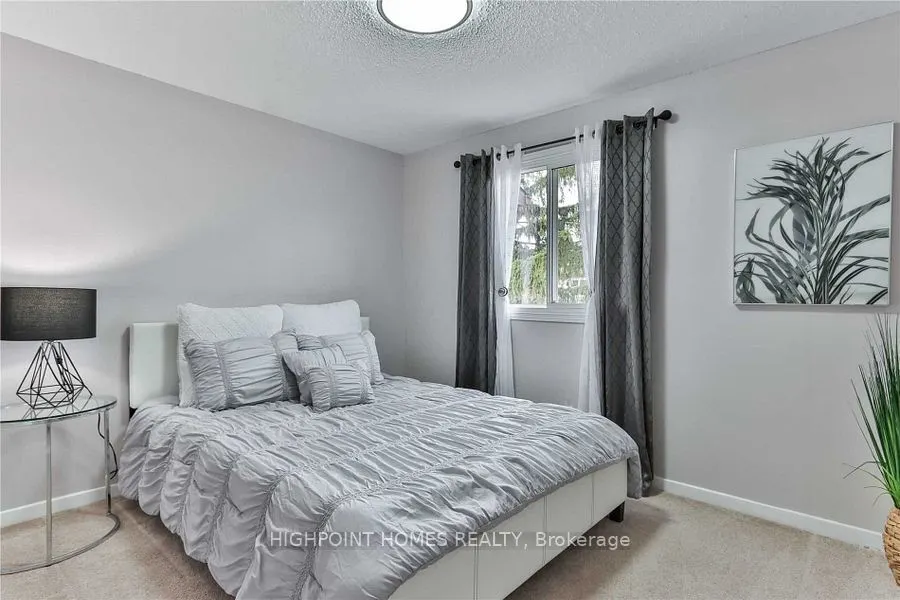 50 Verne Crescent #49