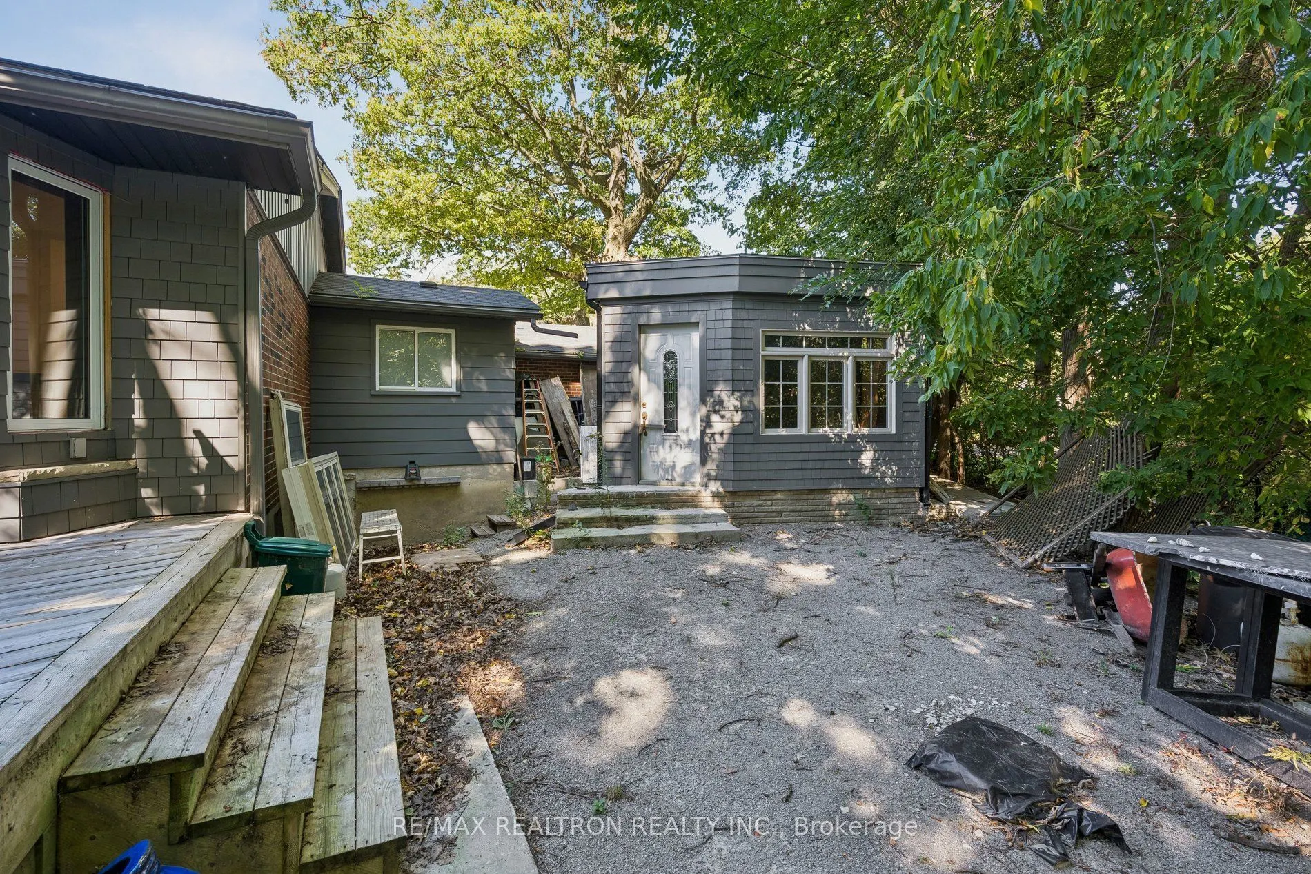 99 Midland Avenue