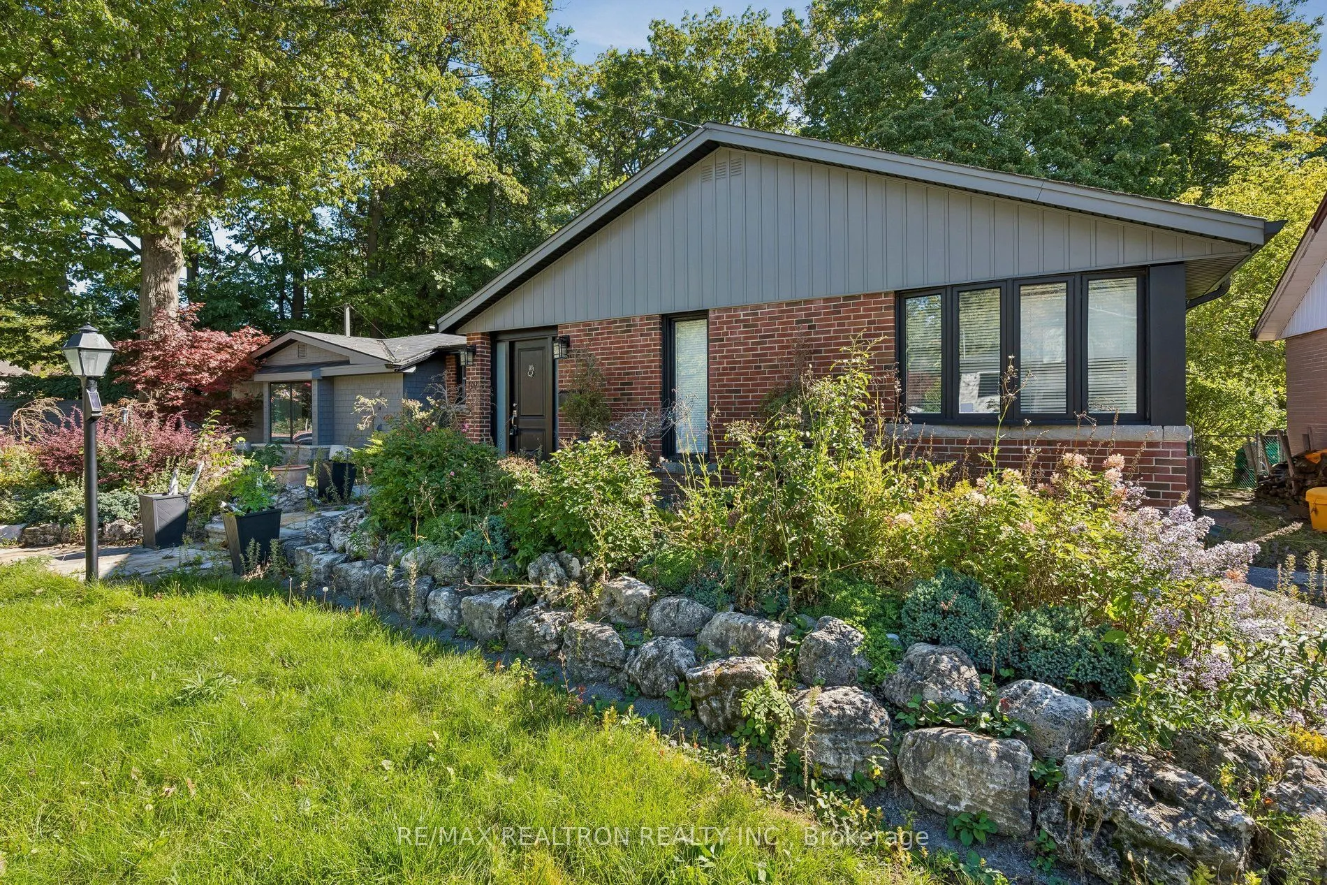 99 Midland Avenue