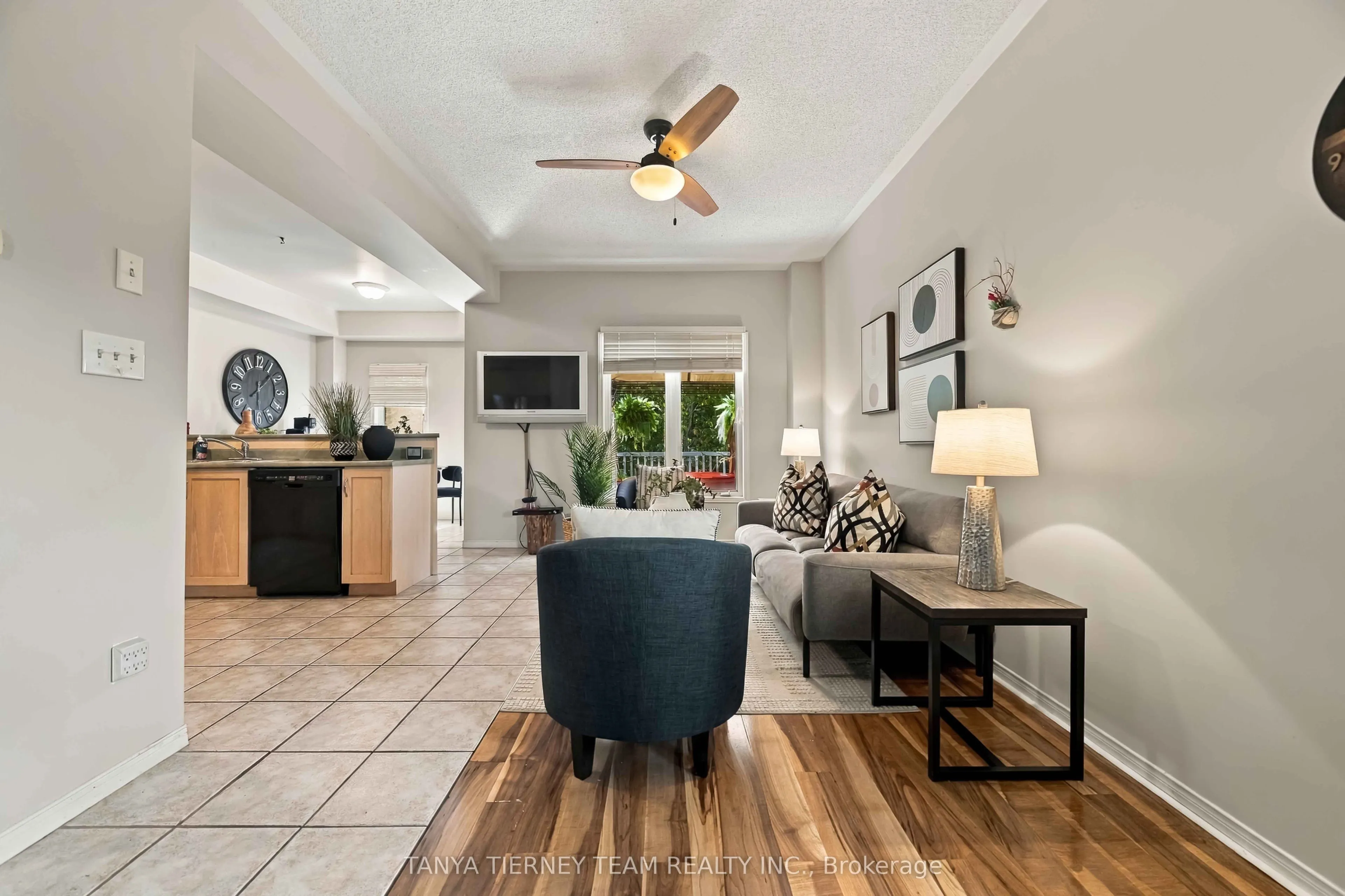228 Shadow Place