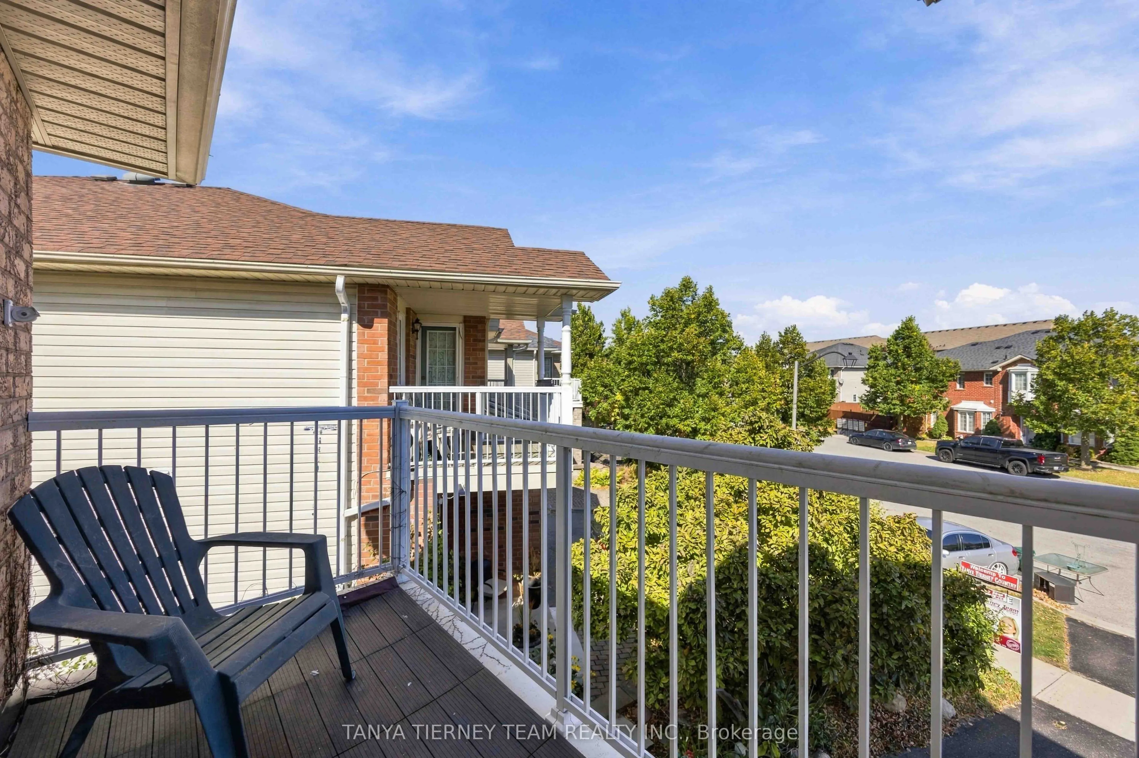 228 Shadow Place