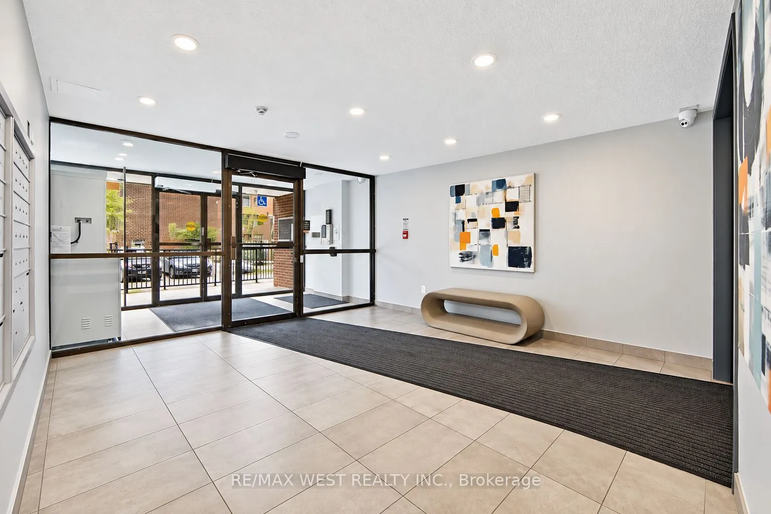 4062 Lawrence Avenue E #306
