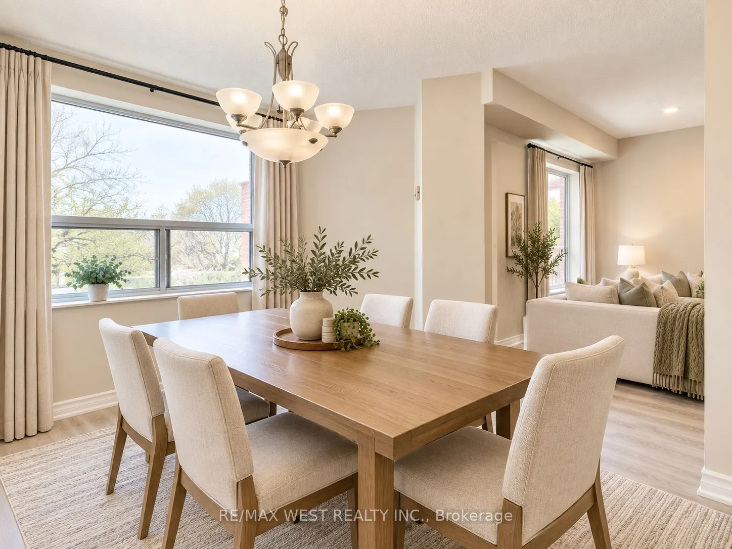 4062 Lawrence Avenue E #306