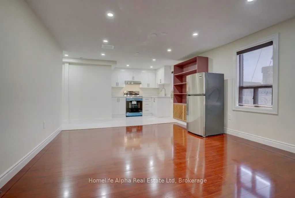 92 Bond Street #Upper B