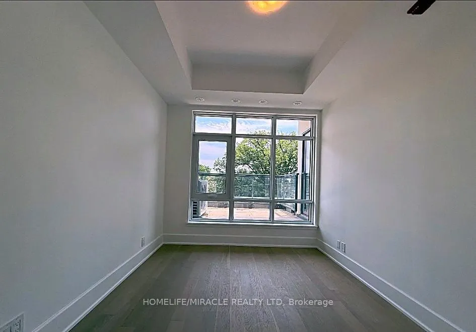 800 Broadview Avenue #404