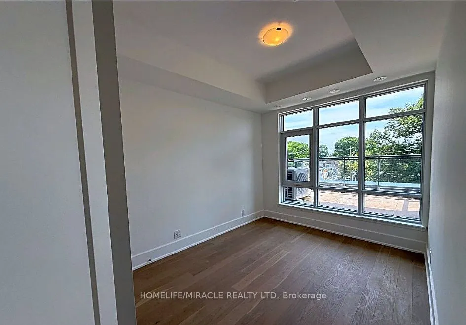 800 Broadview Avenue #404