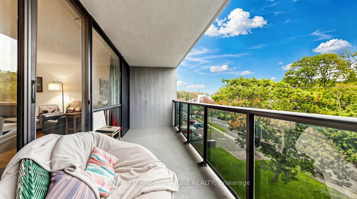 454 Centre Street S #402