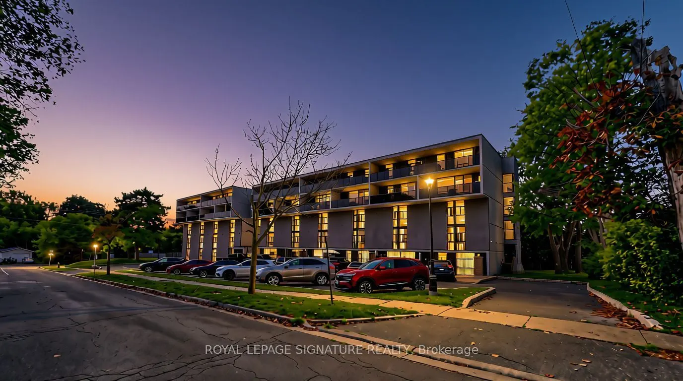 454 Centre Street S #402