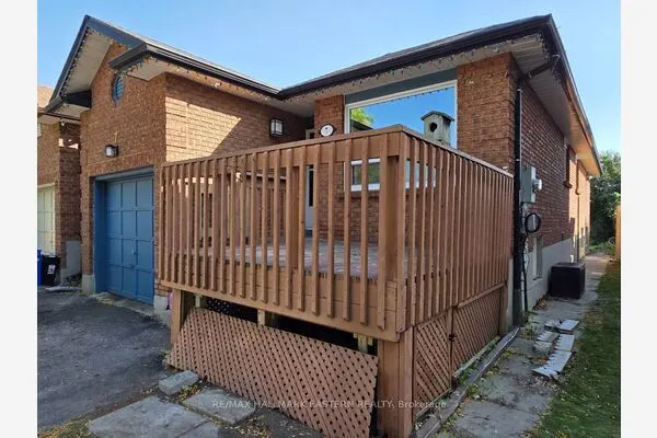 7 Turnberry Crescent