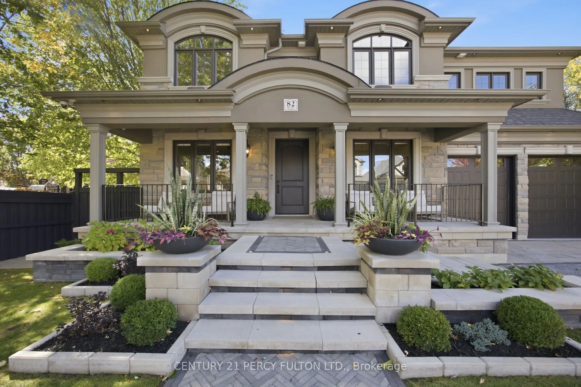 82 Bridlewood Boulevard