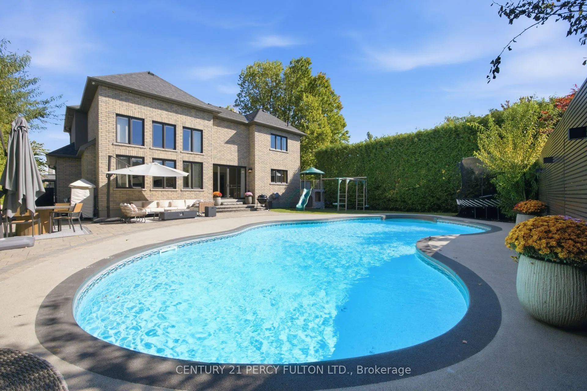 82 Bridlewood Boulevard