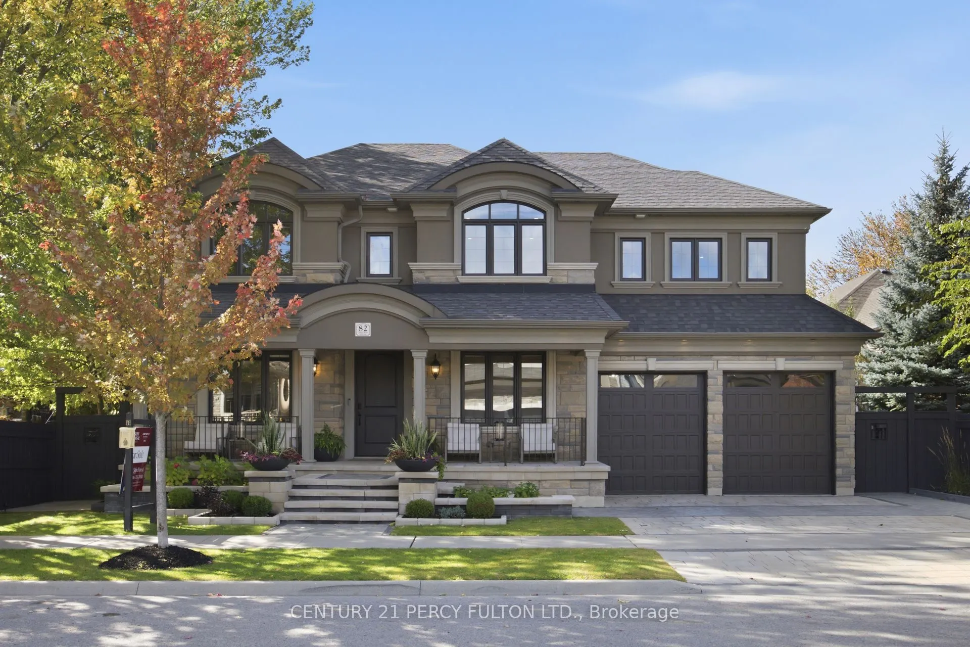 82 Bridlewood Boulevard