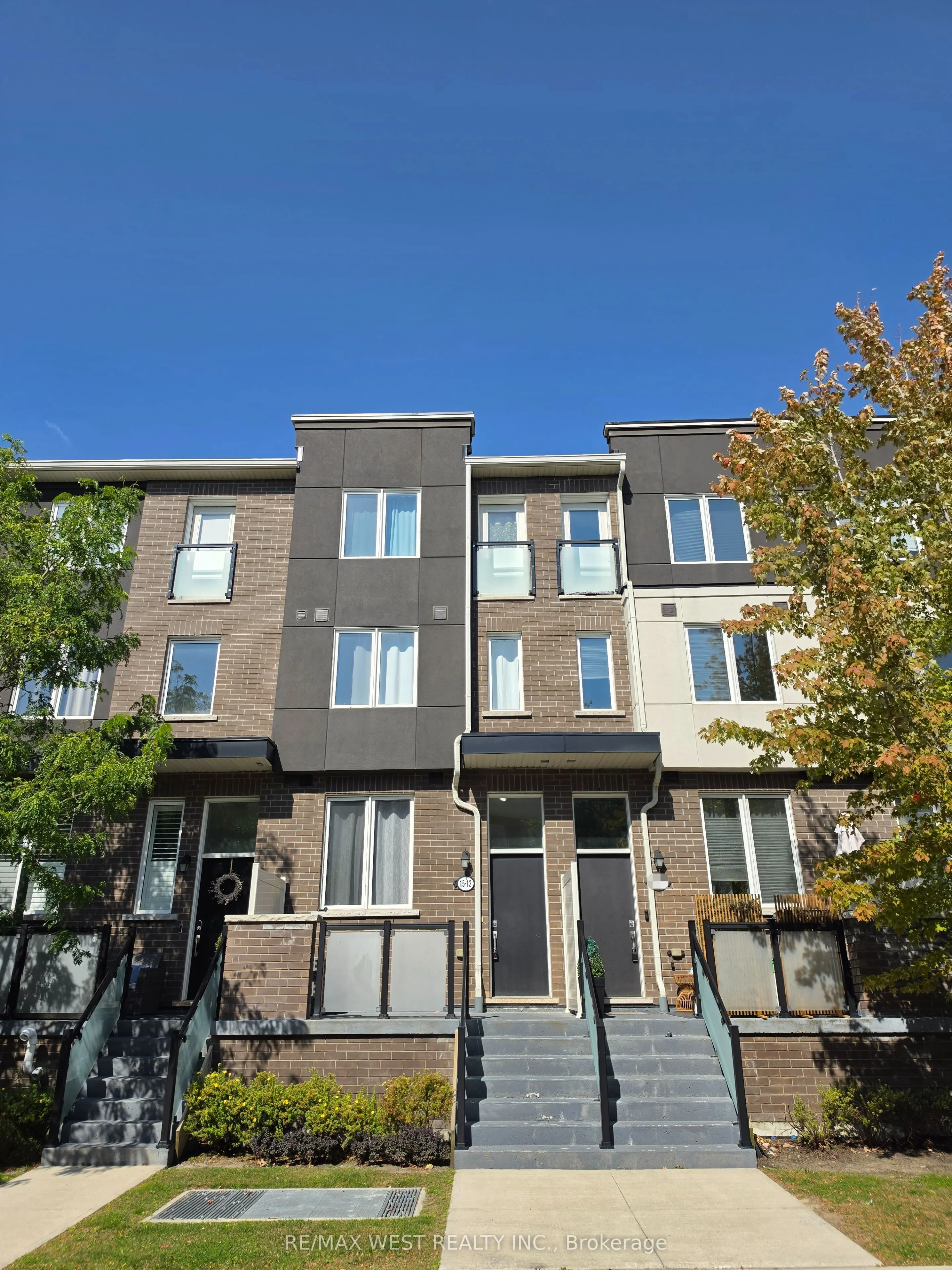 15 Heron Park Place #12