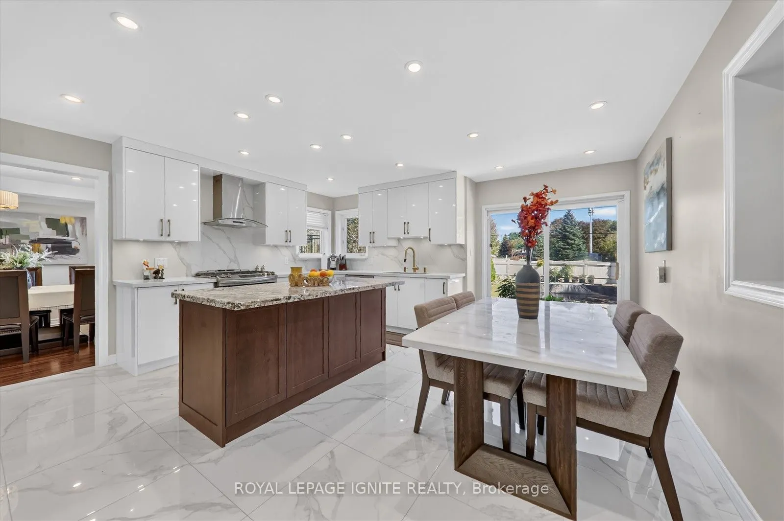 2015 Valewood Court