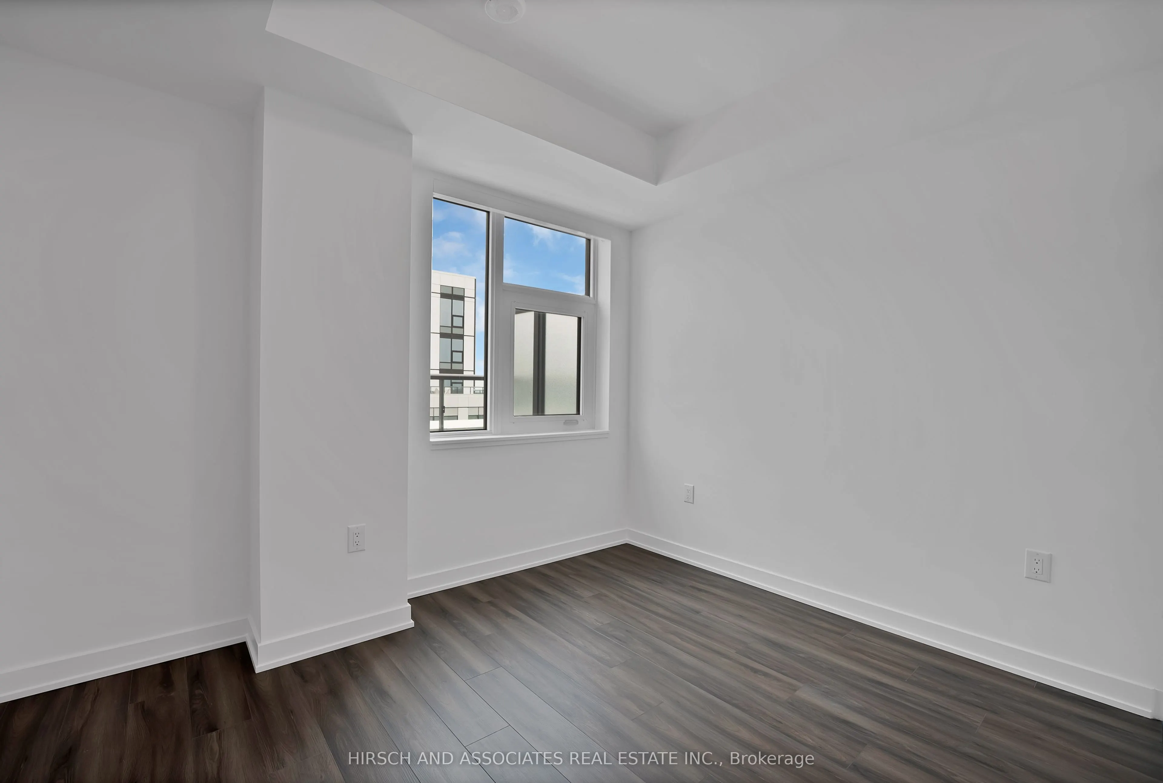 7437 Kingston Road #1104