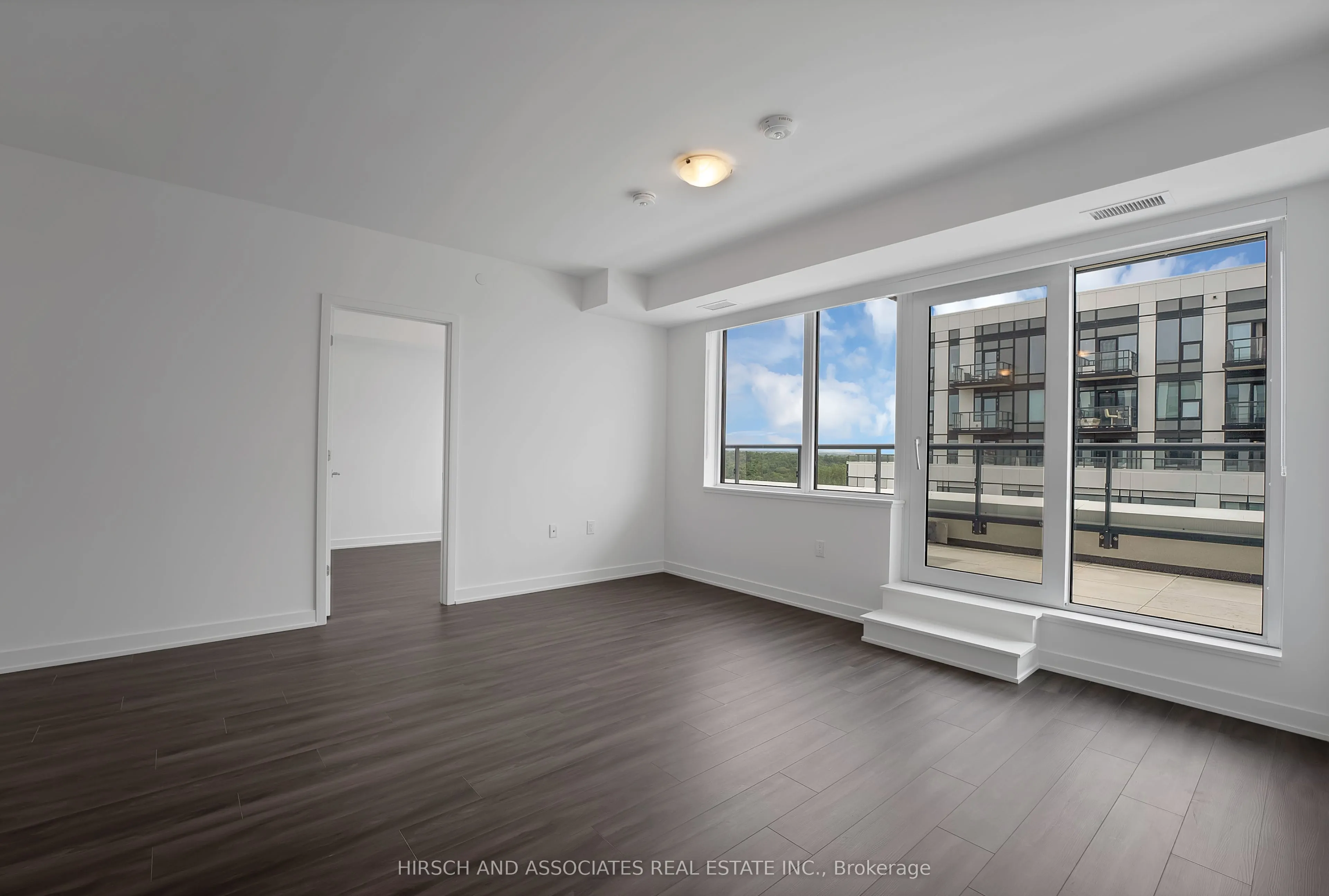 7437 Kingston Road #1104