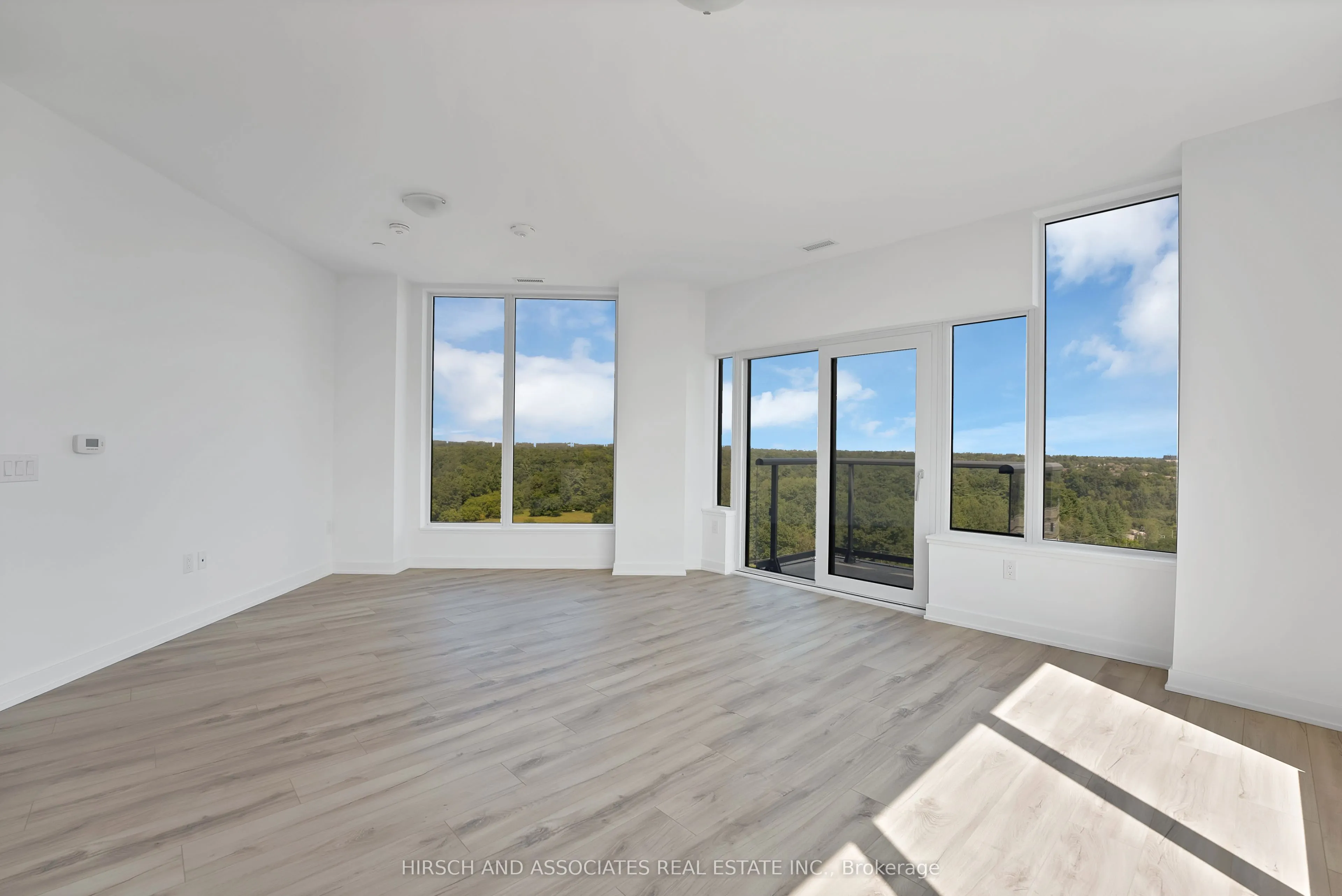 7439 Kingston Road #1104