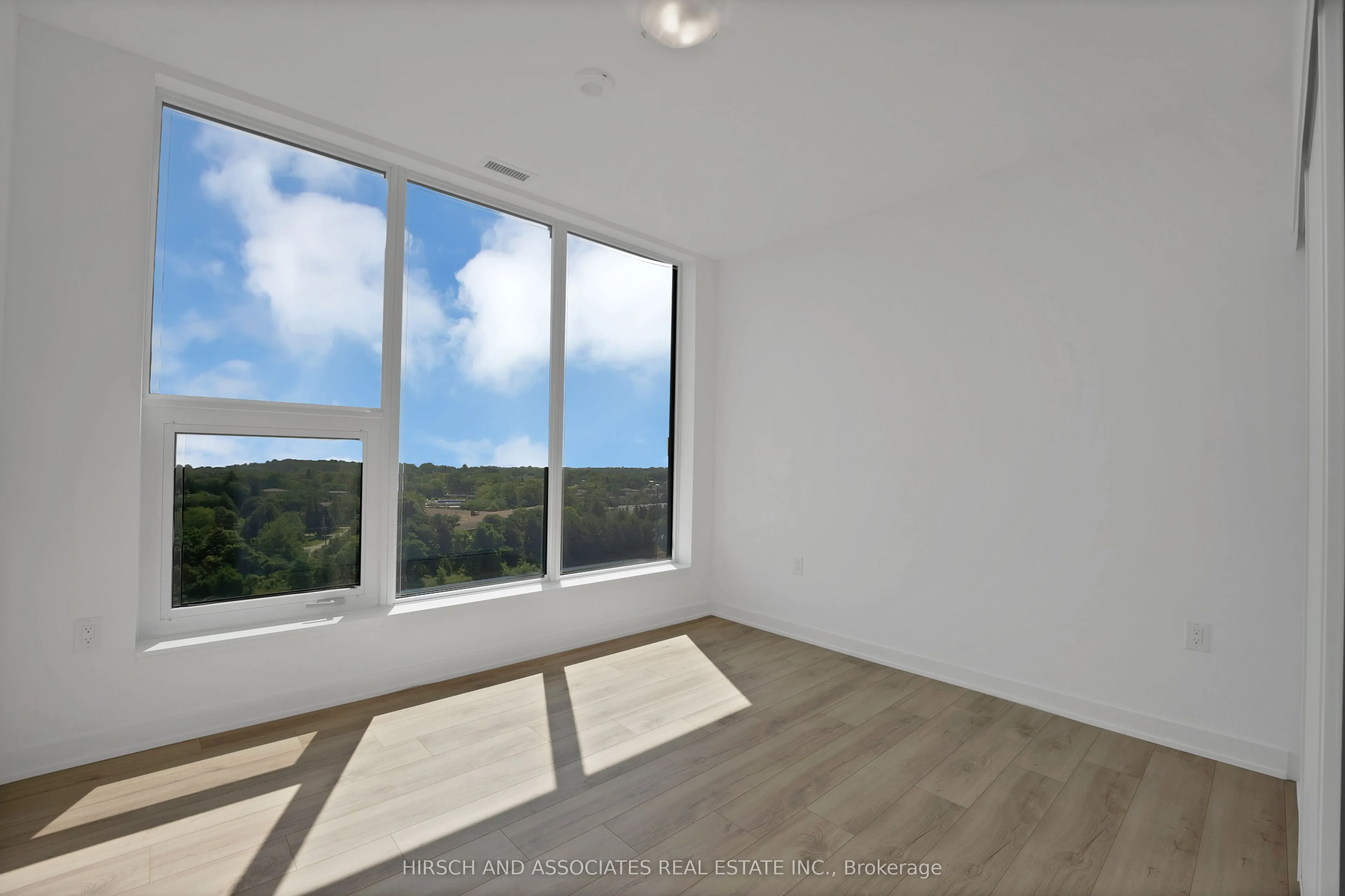7439 Kingston Road #1104