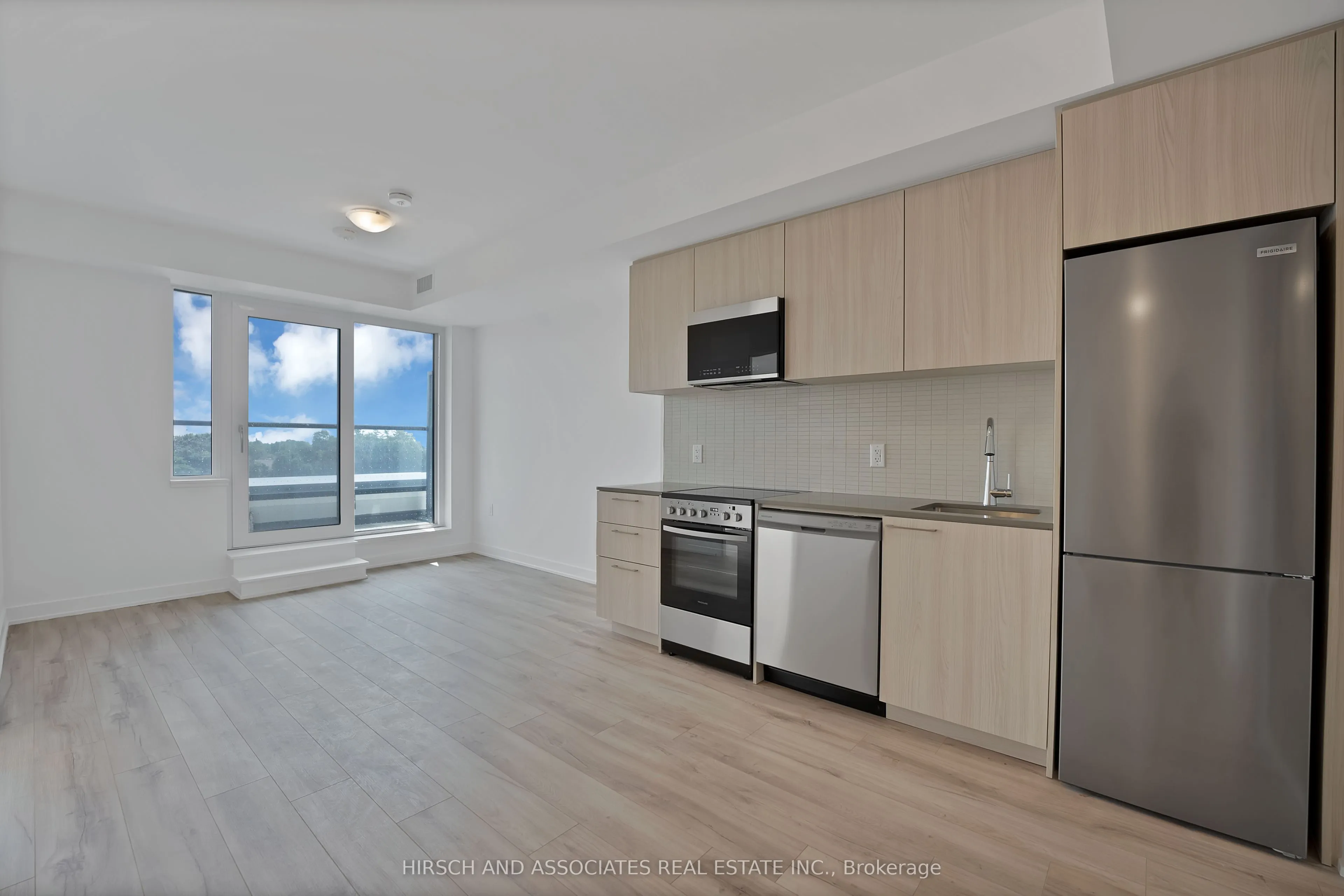 7439 Kingston Road #409
