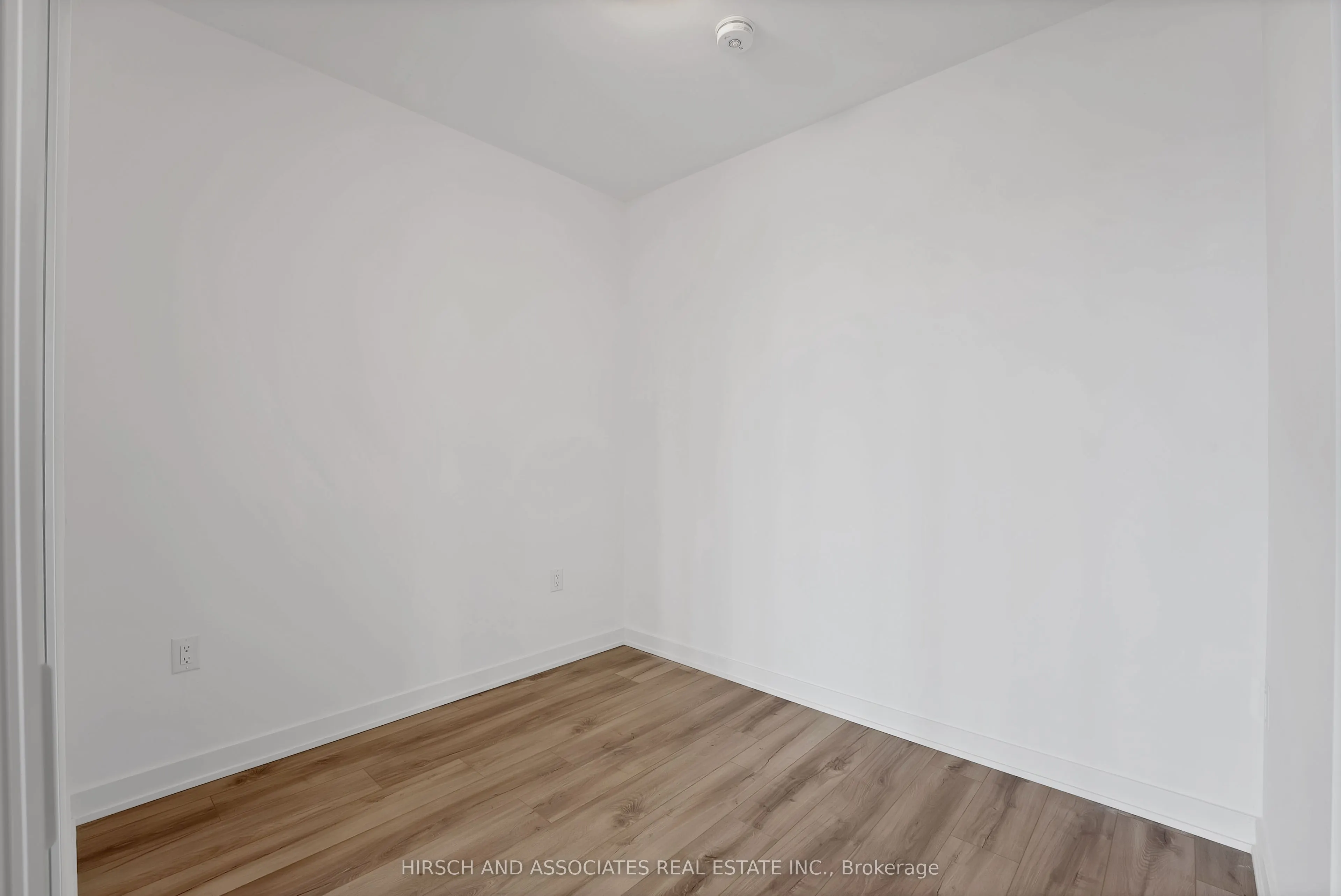 7439 Kingston Road #409
