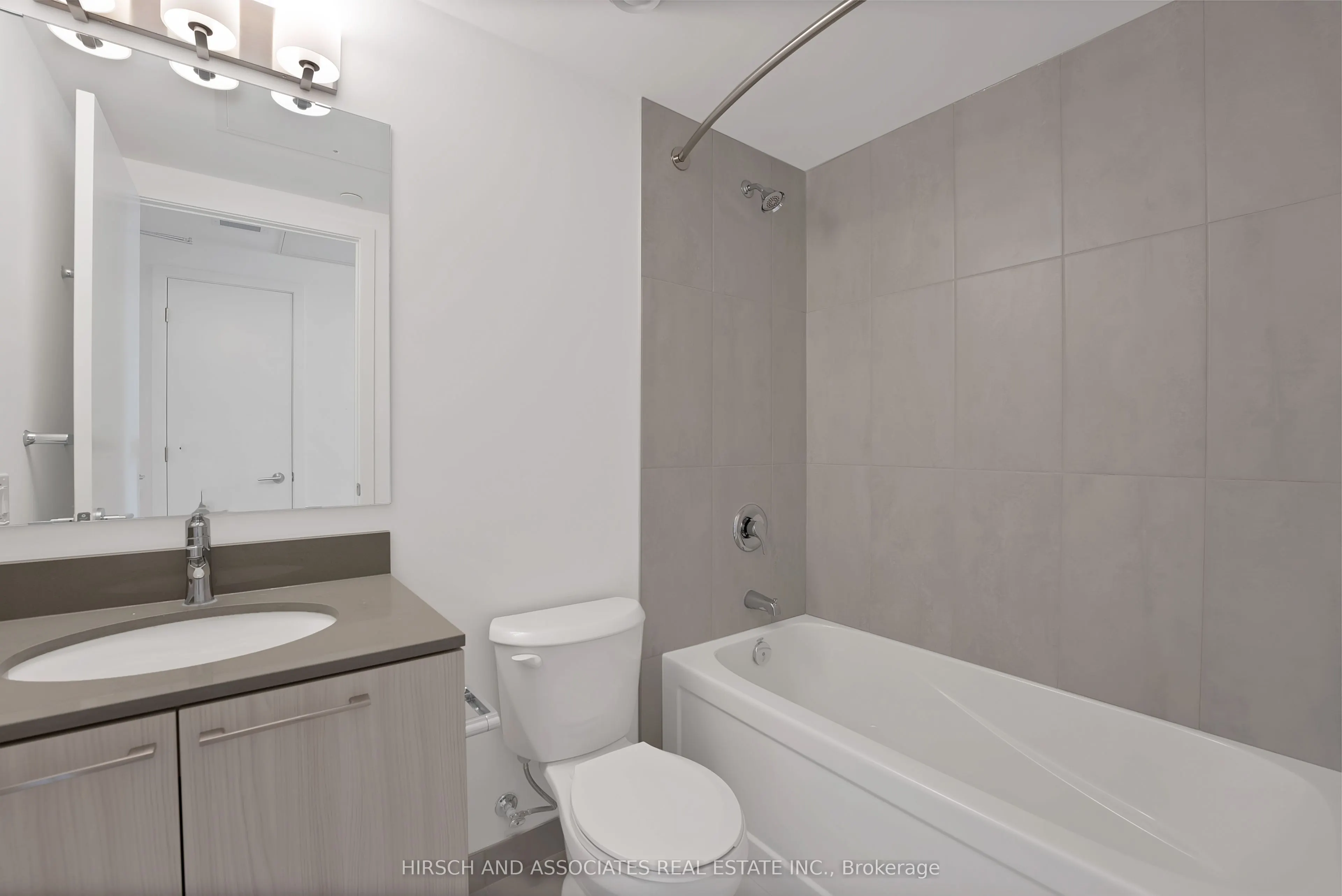 7439 Kingston Road #409