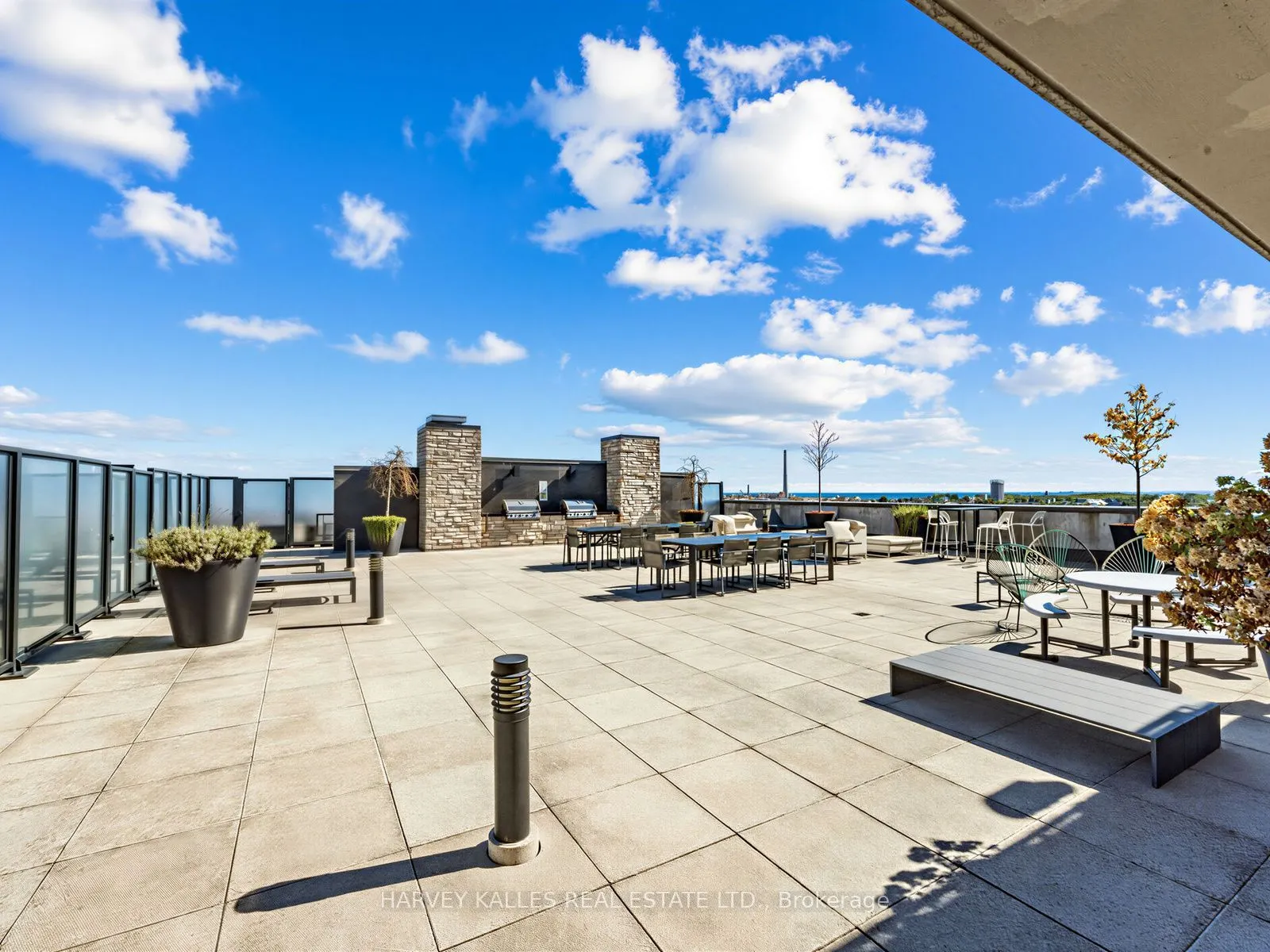 1190 Dundas Street E #1114
