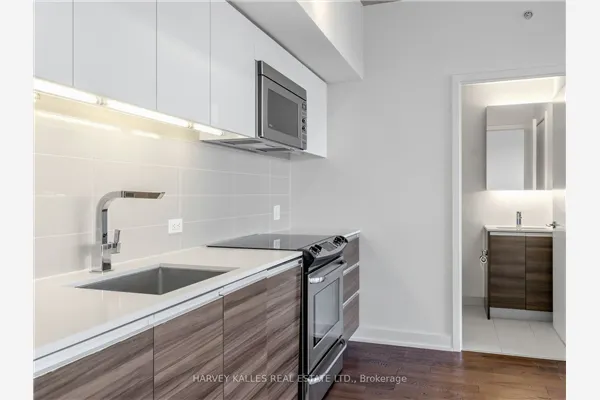 1190 Dundas Street E #1114