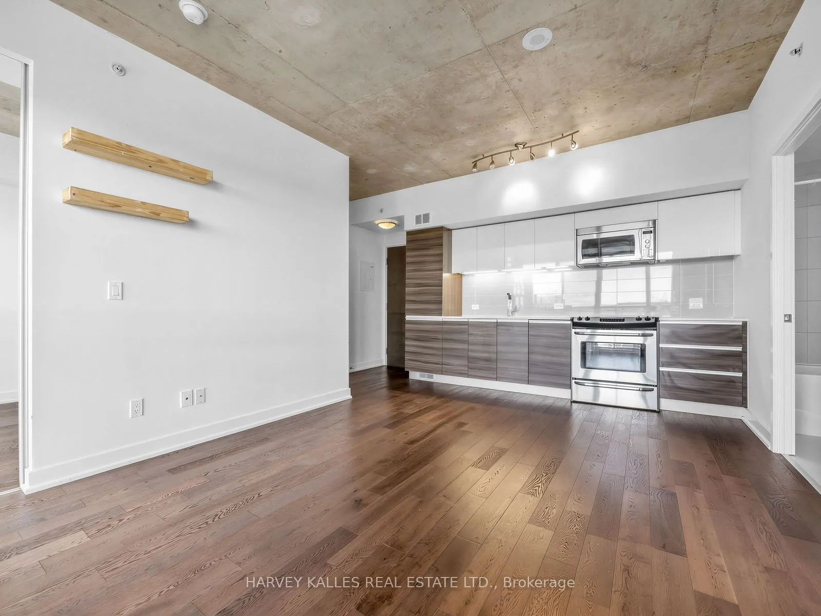 1190 Dundas Street E #1114