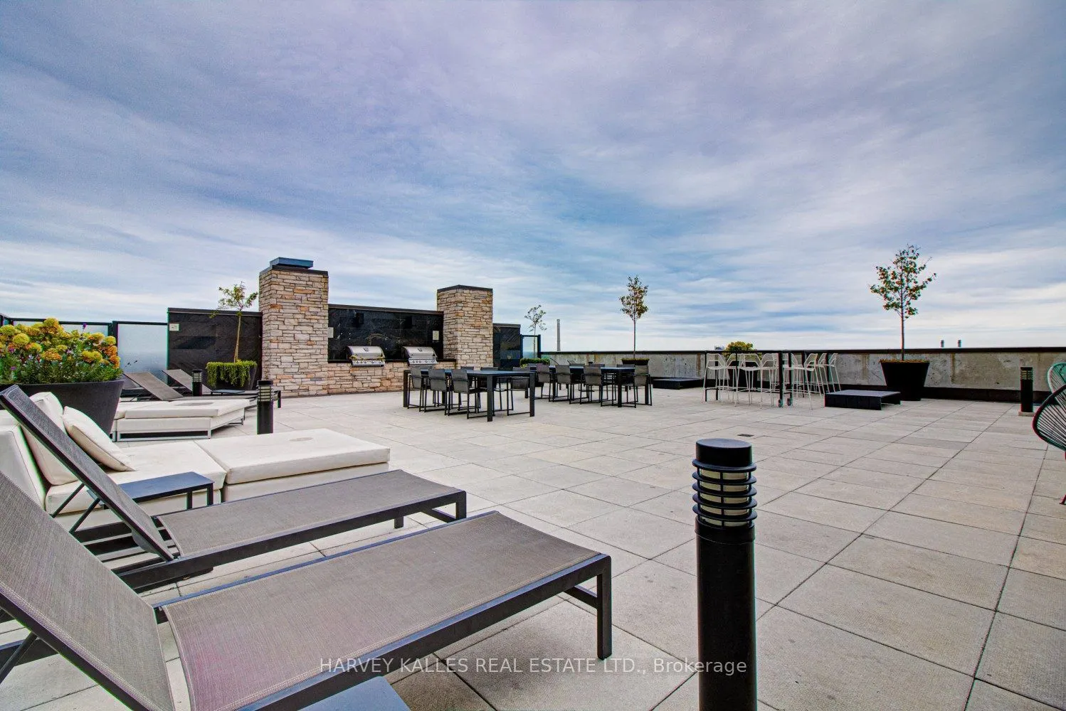 1190 Dundas Street E #1114