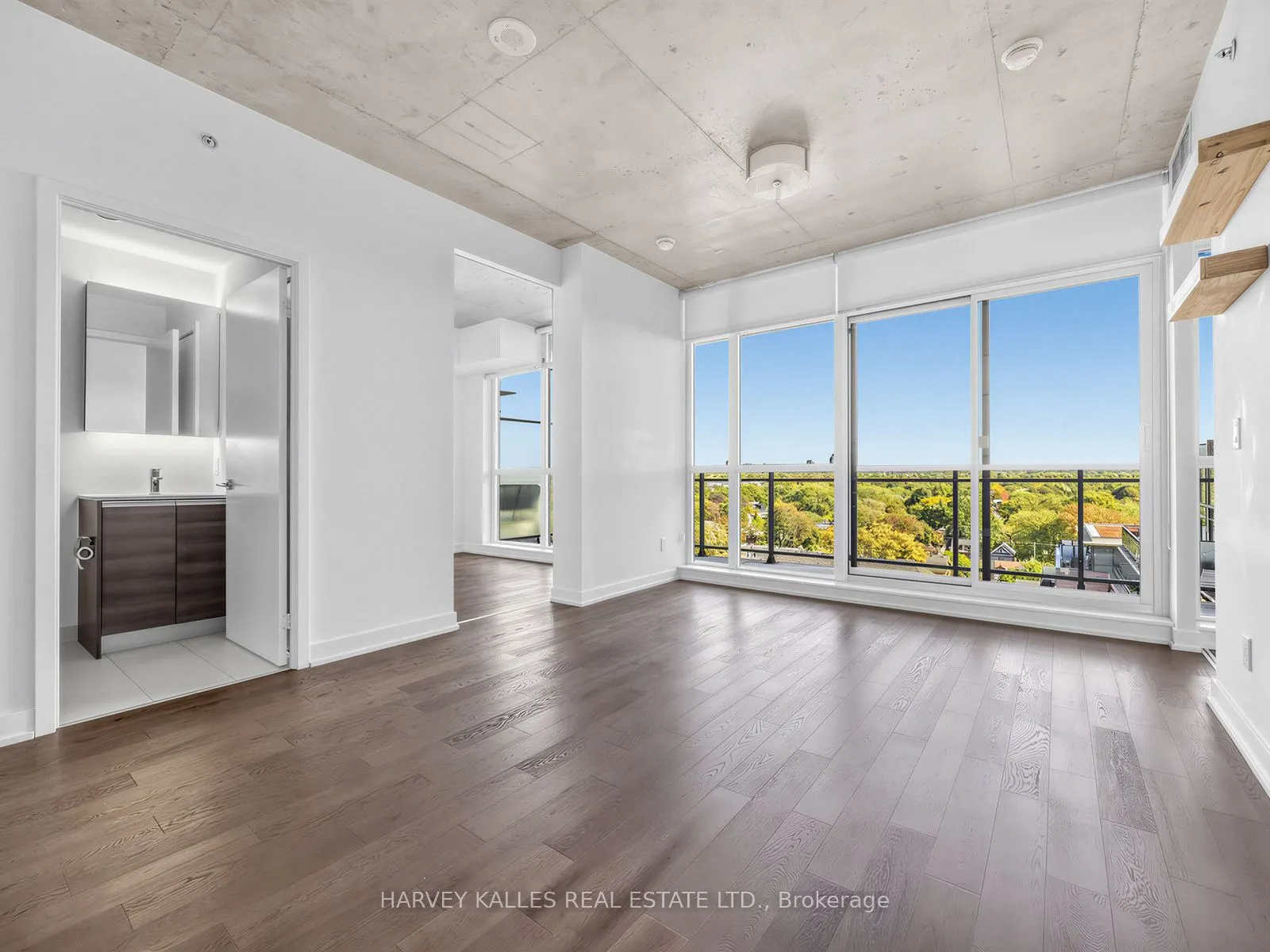 1190 Dundas Street E #1114