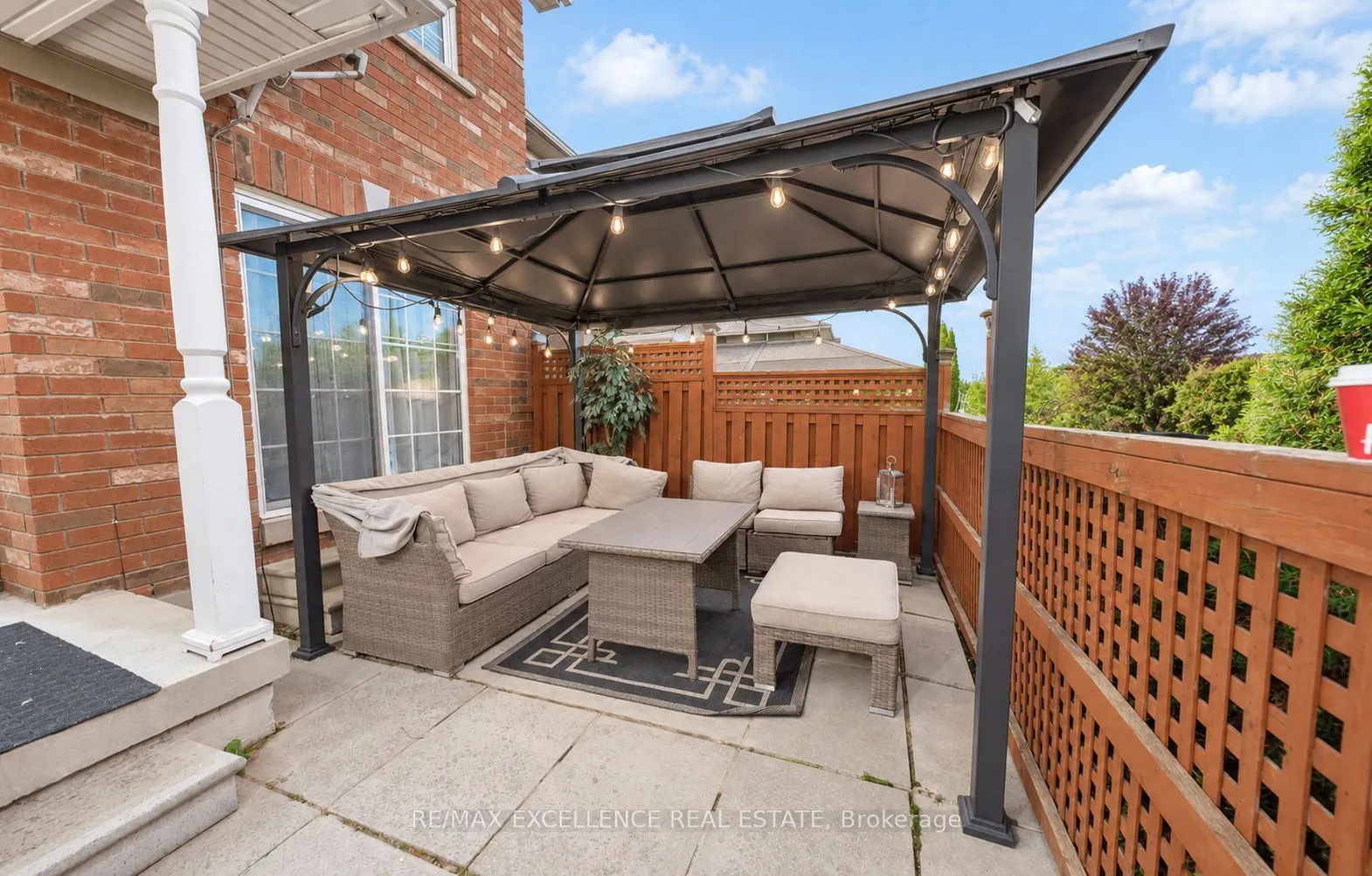 2371 Clearside Court