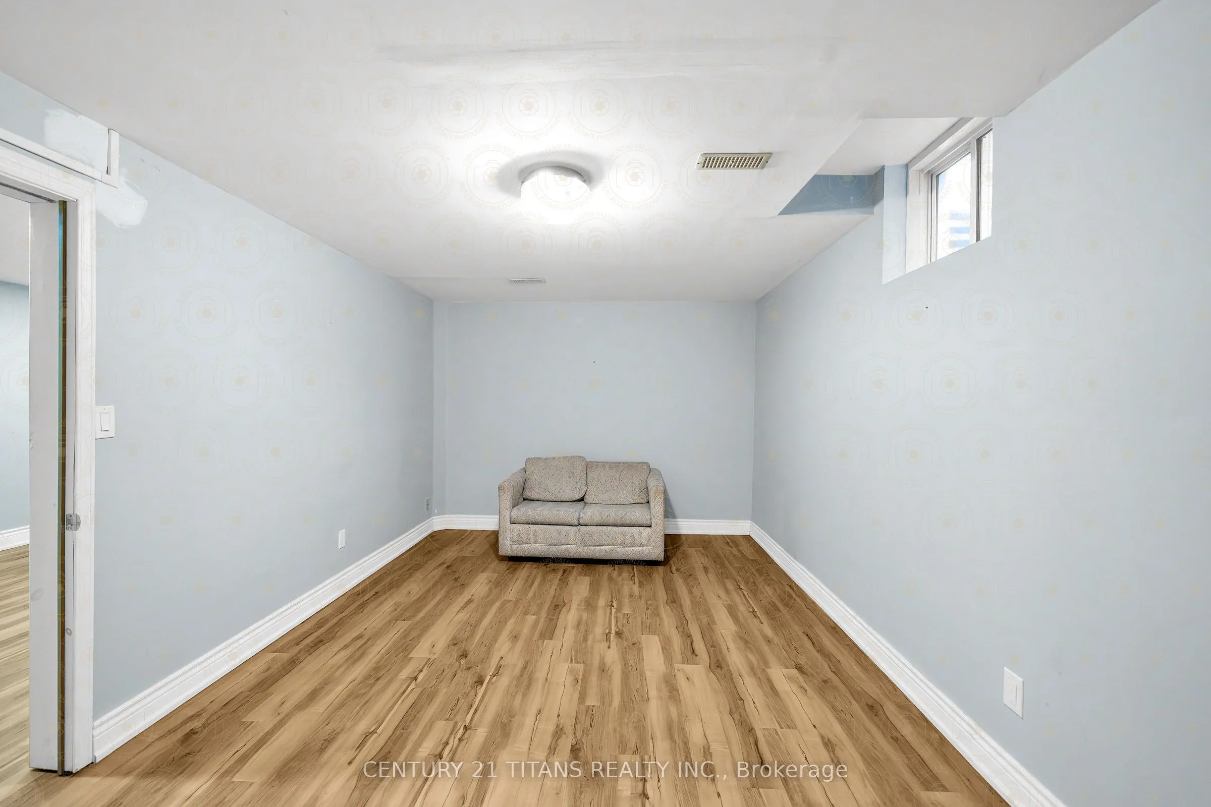 51 Marchwood Crescent