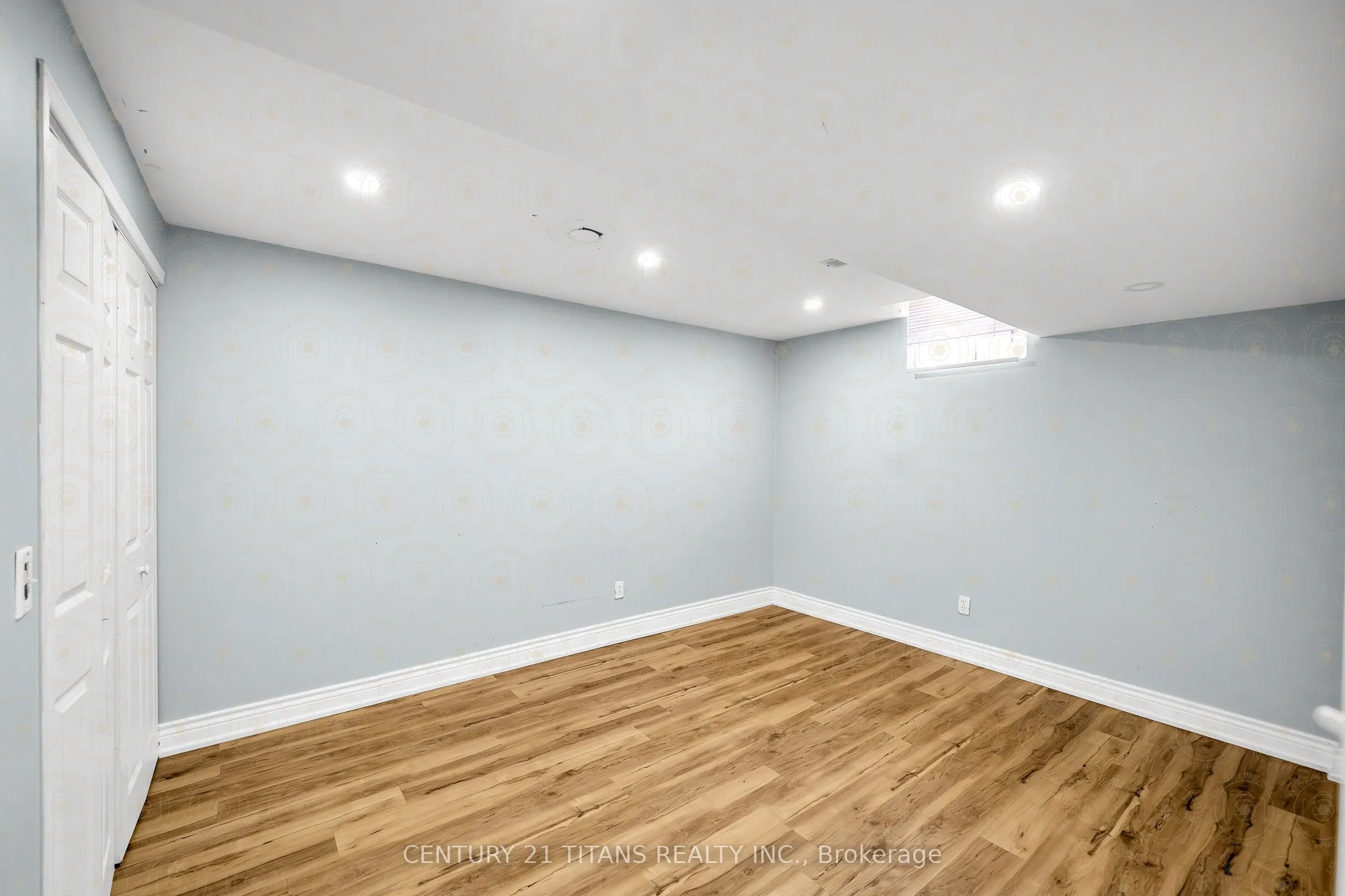 51 Marchwood Crescent